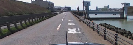 马路上的日文引导语