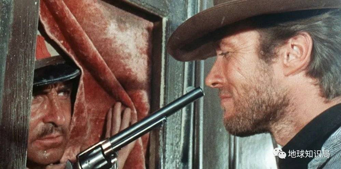 没洗澡不许进屋（图：《荒野大镖客》）