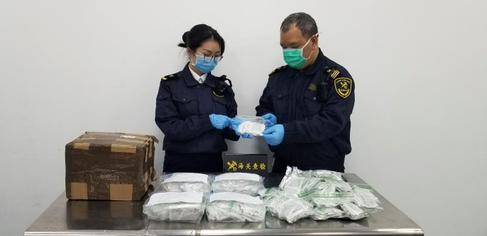 南宁海关查获的走私大麻。图片由南宁海关提供