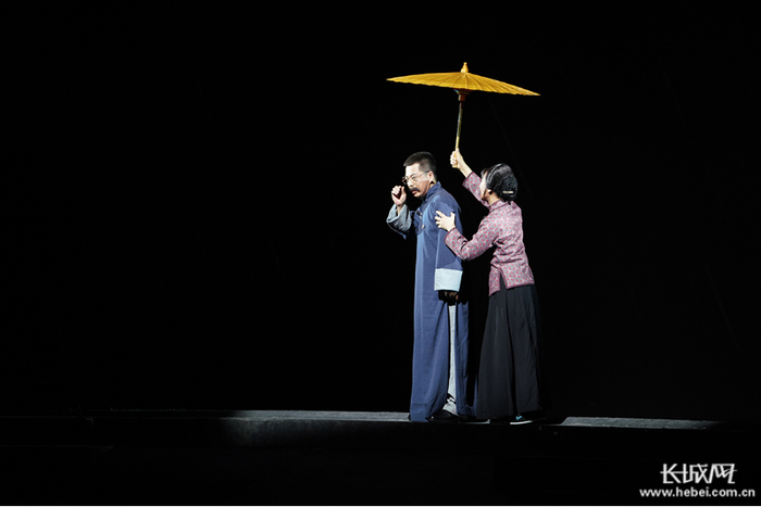 现代评剧《相期吾少年》演出现场。长城网记者 邢丁 摄