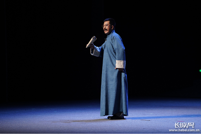 现代评剧《相期吾少年》演出现场。长城网记者 邢丁 摄