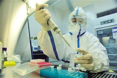 国外上市的相关CAR-T产品普遍定价超过30万美元人民视觉图