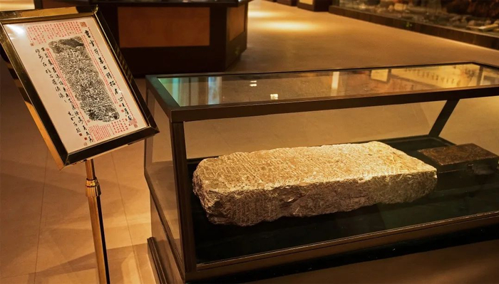 张家湾博物馆内的墓石