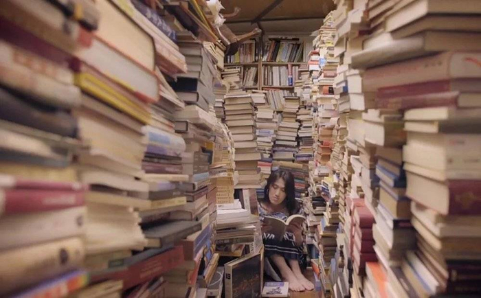 《但是还有书籍》