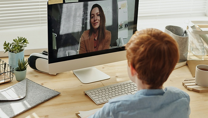 图片来源：Pexels-Julia M Cameron