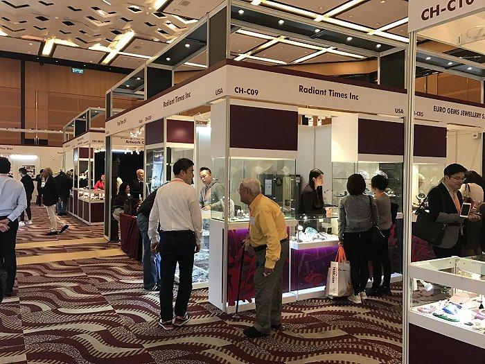 香港珠宝展 图片来源：知乎