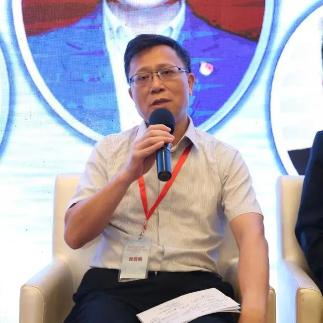 　上海环境能源交易所董事长赖晓明