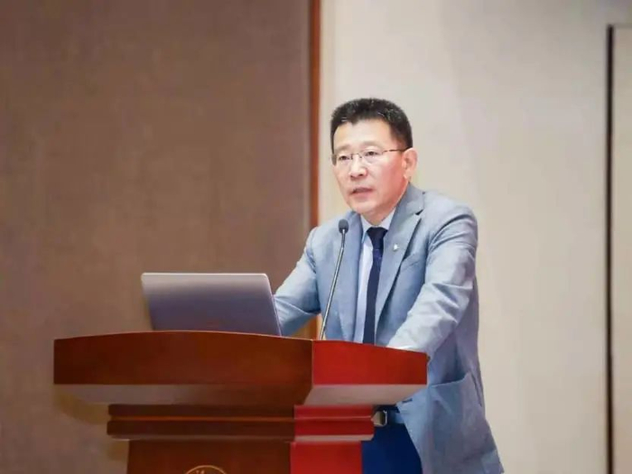  中国社会科学院党组成员、副院长王灵桂