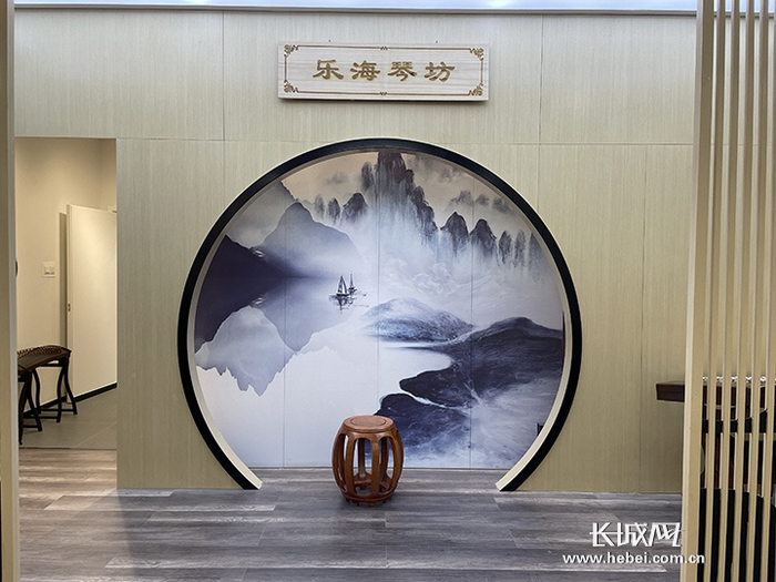 “乐海琴坊”直播间。长城网记者 郑佳洵 摄