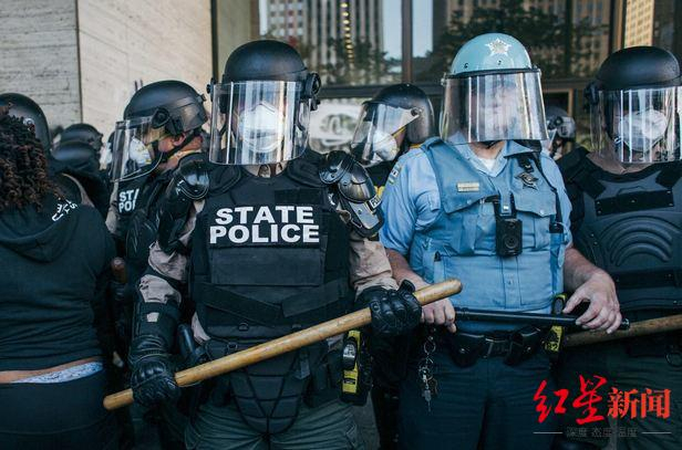 ▲芝加哥警方 纽约邮报