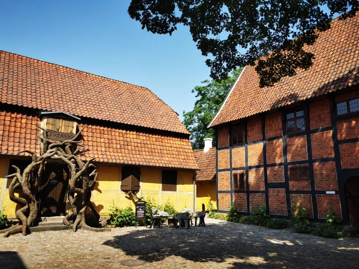 欧登塞小镇一隅。新华社记者 林晶 摄