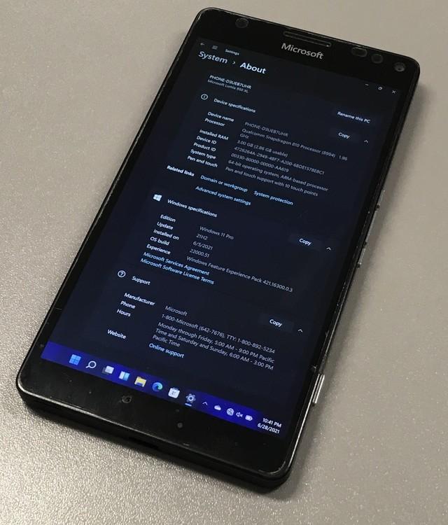 lumia950xl windows11カスタム化 美品 附属品多数