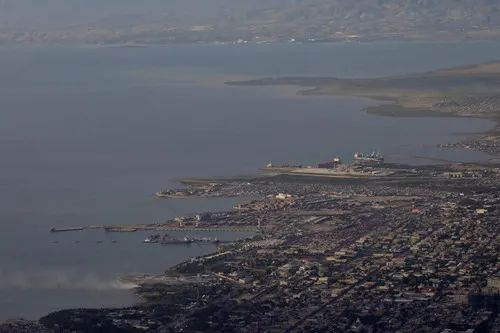  这是2020年10月4日拍摄的海地首都太子港一隅。新华社/路透