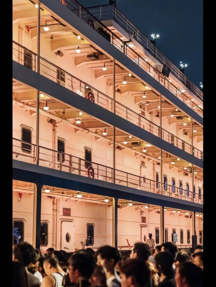 武汉知音号上的剧本杀《暗礁》。©小红书用户 HanDeSome汉的一些