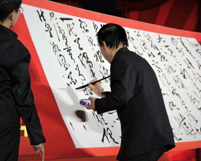 白景峰老师书法展示《沁园春·雪》