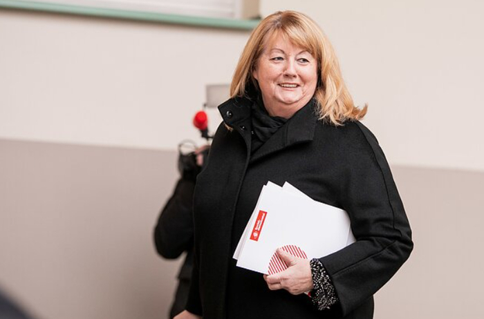 立陶宛社会民主党领袖维利亚·布林凯维丘婕