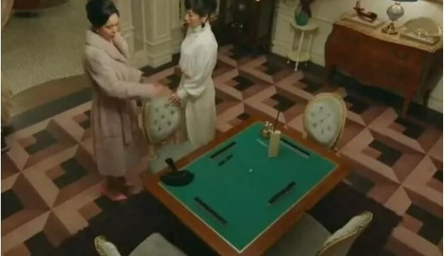  《雪滴花》出现麻将画面