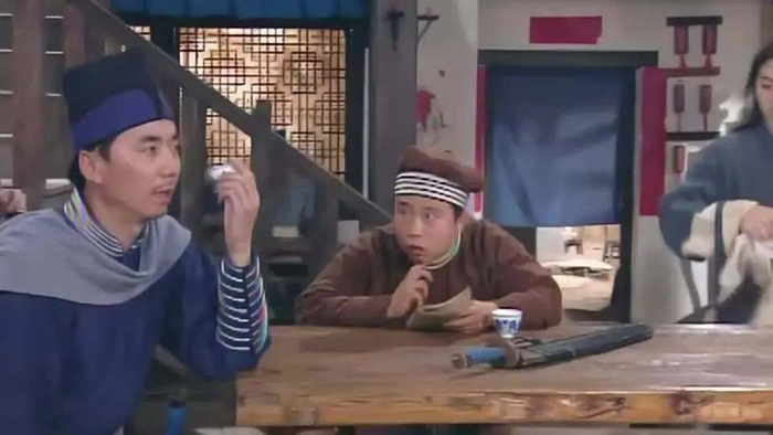 刑捕头与燕小六。来源/电视剧《武林外传》截图