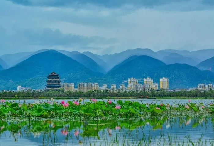 青华海片区东湖   蔡庆彪 摄