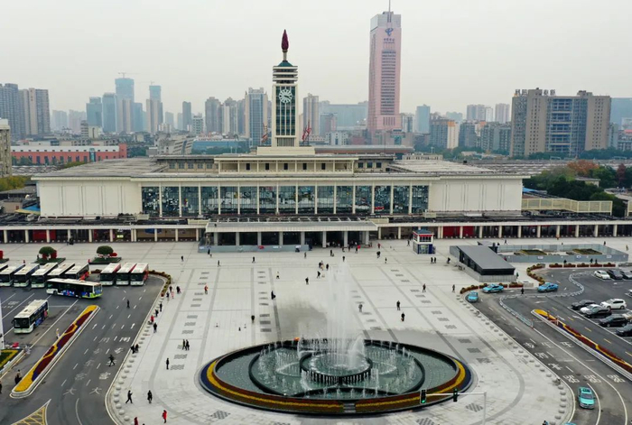 ▲长沙市火车站西广场。湖南日报全媒体记者 田超 摄