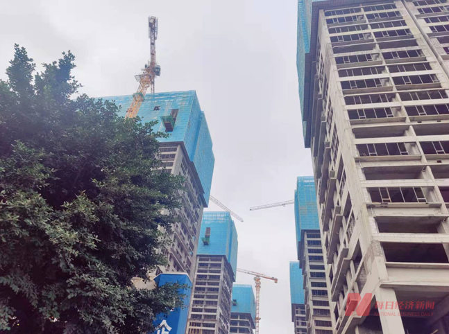海口正在施工的楼盘项目 每经记者 陈荣浩摄