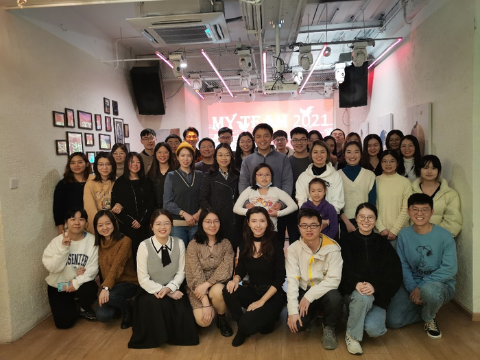 满毅教授科研团队