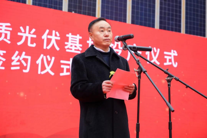 施正荣在投产仪式上致辞