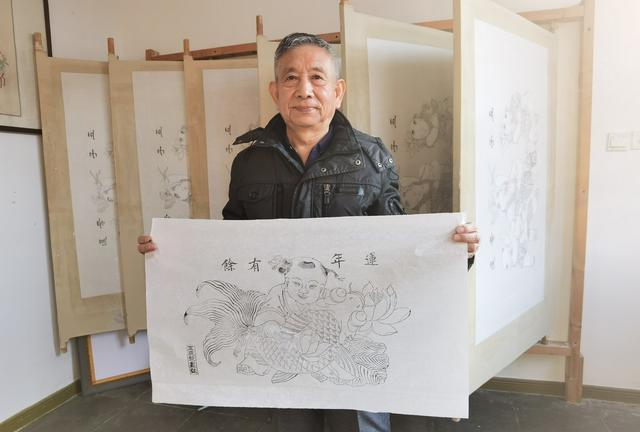 霍庆顺画的“莲年有馀”。新京报记者 曹晶瑞 摄