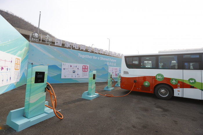 延庆，国家高山滑雪中心的氢能大巴。新京报记者 陶冉 摄 