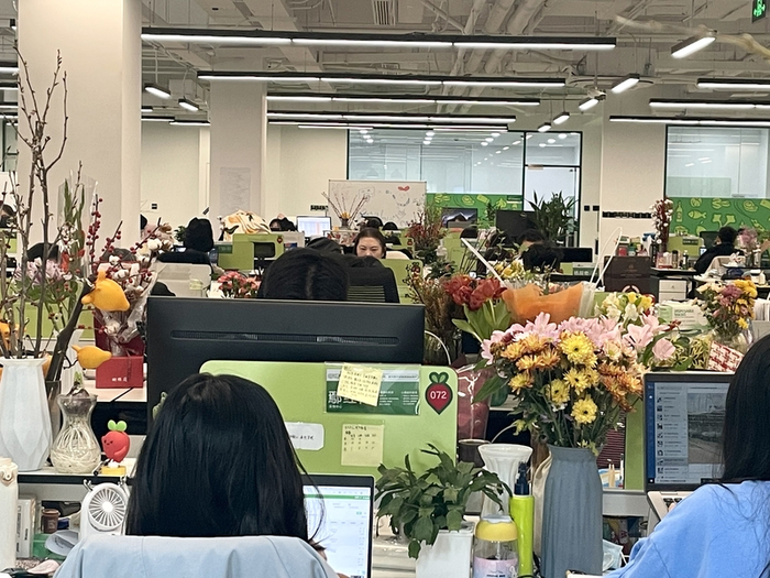 叮咚买菜员工提供的1月13日上海总部办公室实景照