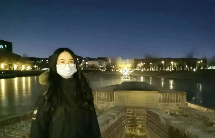 1月15日傍晚，做完实验的孙艺玮