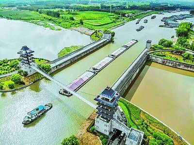 淮河入海水道大运河水上立交 王昊摄/光明图片