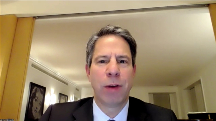 （摩根士丹利投资管理首席执行官Daniel Simkowitz发表主题演讲）