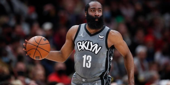 哈登砍下三双数据刷新纪录