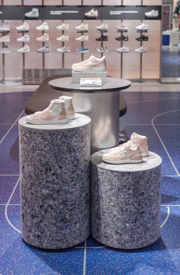 取材于 Nike Grind 的产品展台。