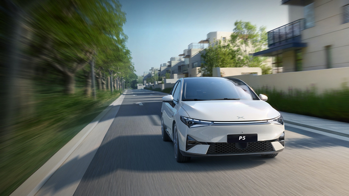 　图片来源：车企官图