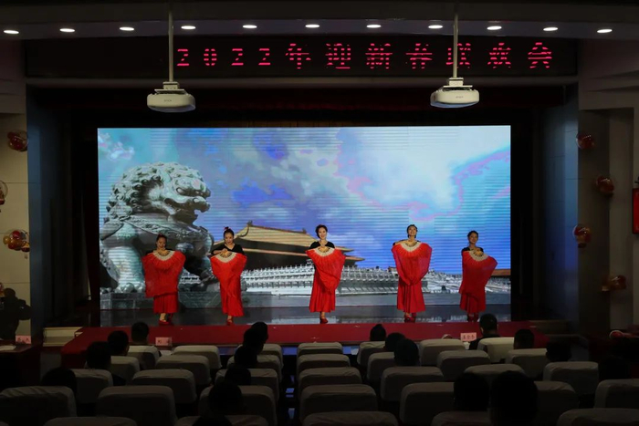 一幅幅生动的图片