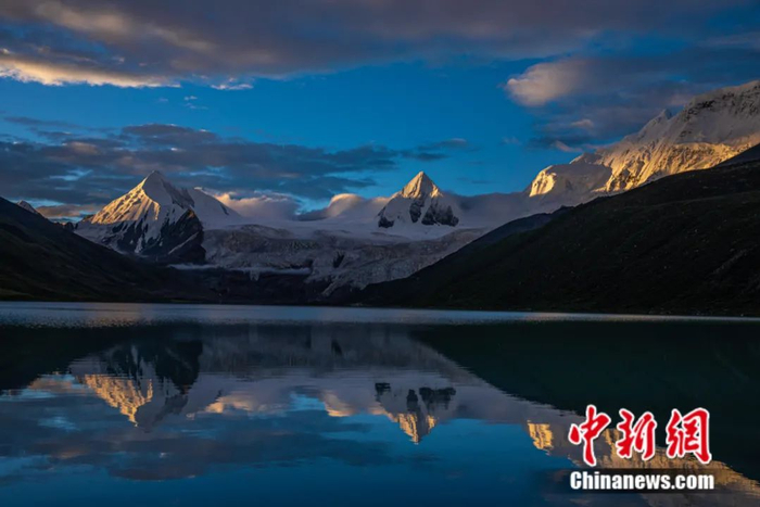 萨普冰川 林良品 摄