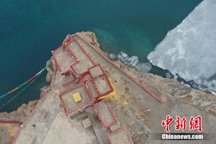 普姆雍错 中新社记者 贡嘎来松 摄