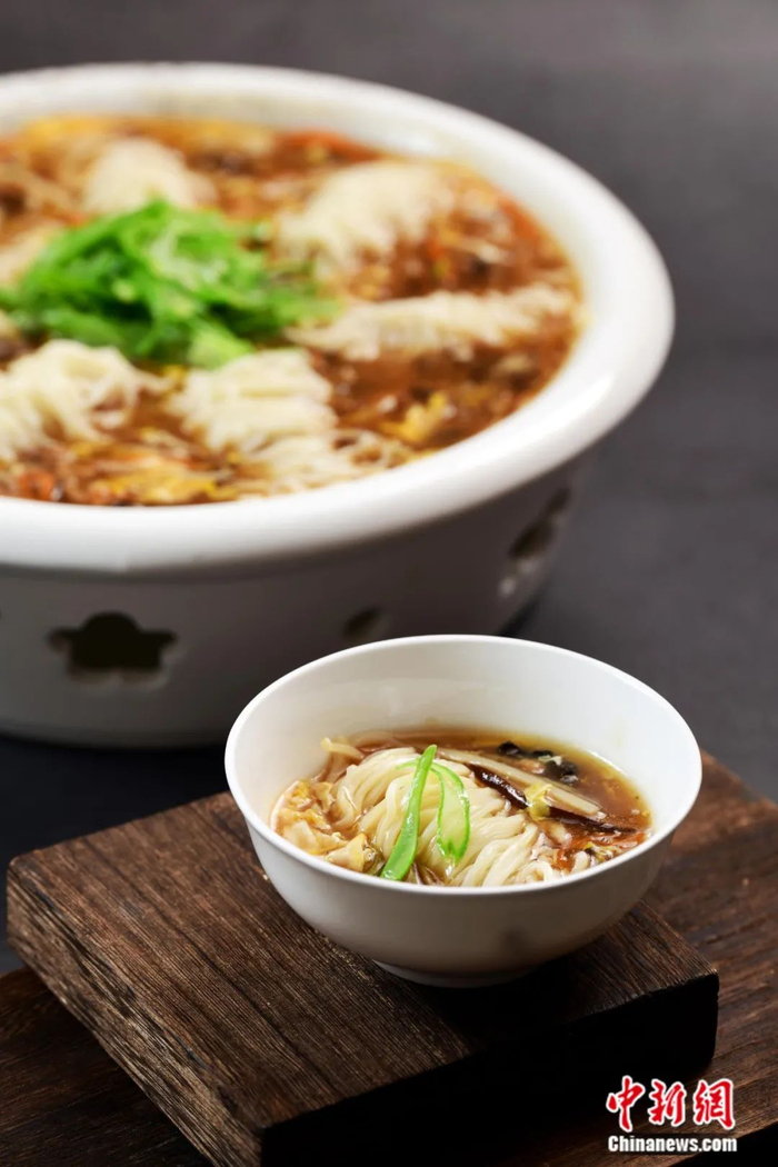 图为大卤面。受访者供图