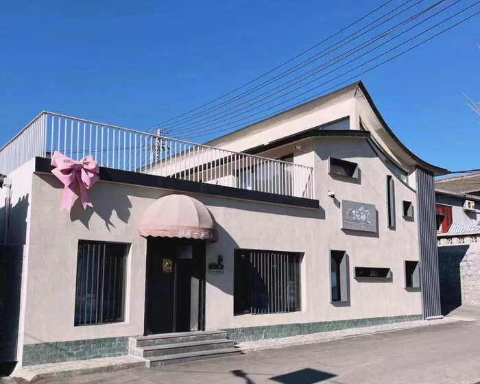 &nbsp;冬季的“琉筑一撇阳光”民宿外景。（图片由受访者提供）