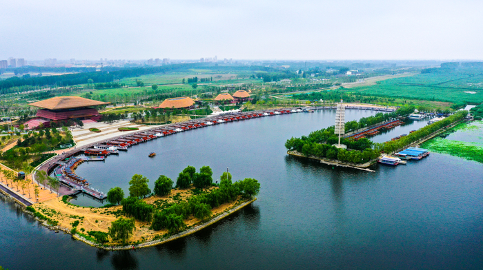 经过升级改造后的白洋淀旅游码头焕然一新。 河北日报记者耿辉 摄