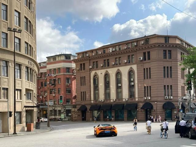 △虎丘路路口今貌