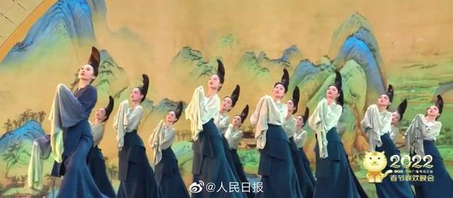 《只此青绿》表演画面截图