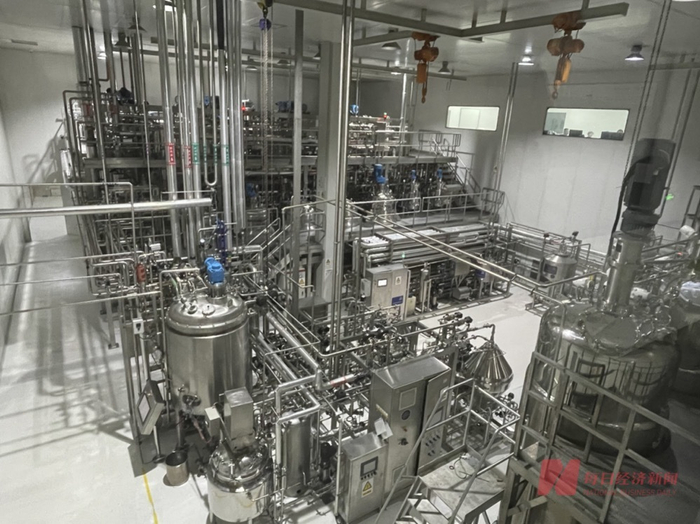 我国第一条菌种自动化生产线 每经记者 甄素静 摄