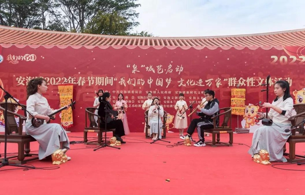 精彩的文艺演出。晋江市委文明办供图