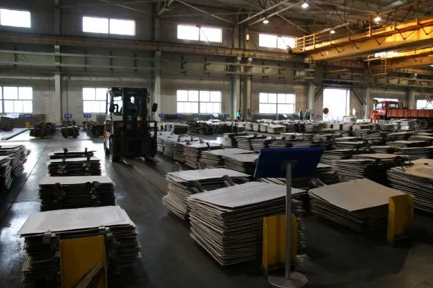 金川公司镍块、镍板存放区