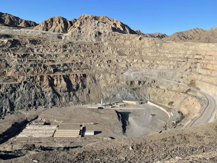 位于甘肃省金昌市龙首山脉北坡的金川国家矿山公园 