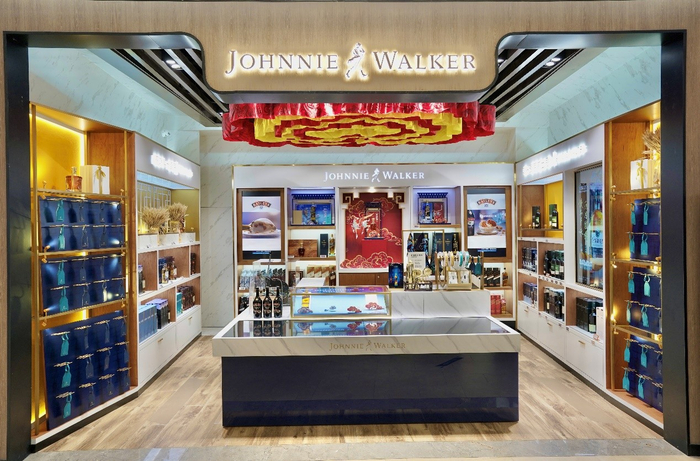 两款产品已在三亚海棠湾国际免税城门店开售