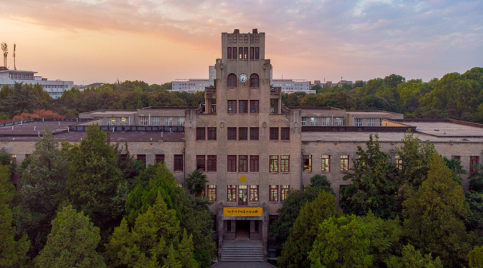 如今的三号教学楼